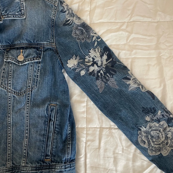 Vintage American Eagle Embroidered Denim Jacket Floral - Picture 3 of 6